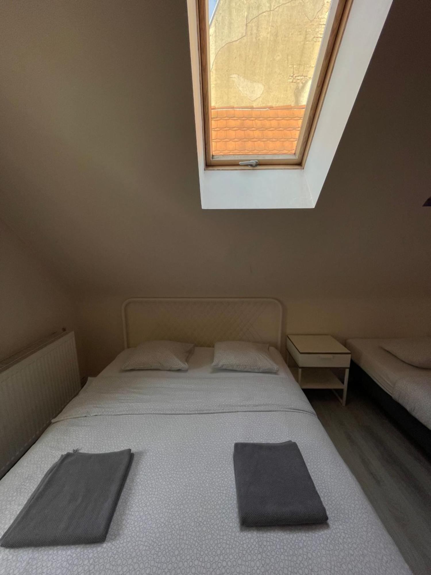 Kolysanka Private Rooms In Old Town Poznan Bagian luar foto