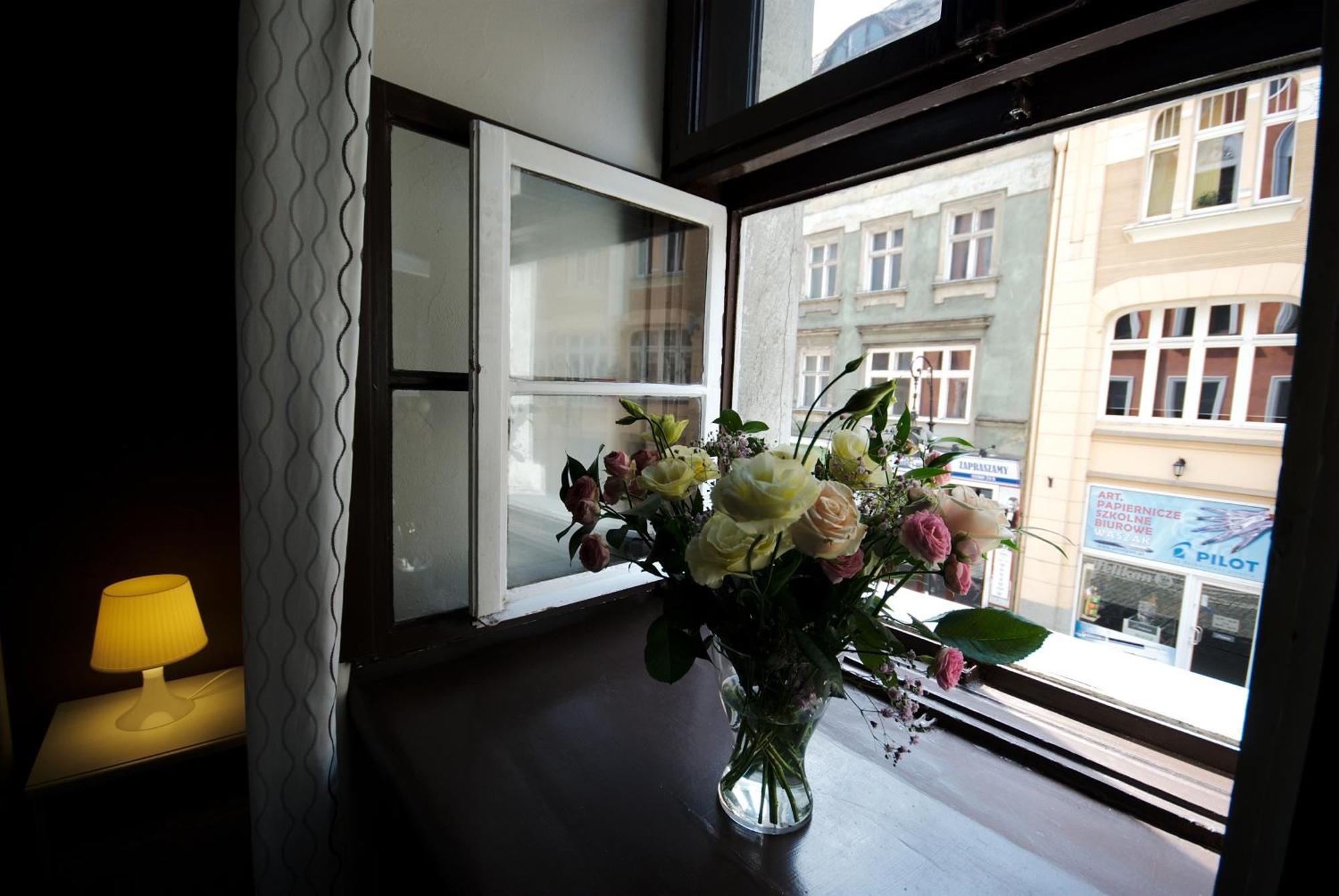 Kolysanka Private Rooms In Old Town Poznan Bagian luar foto